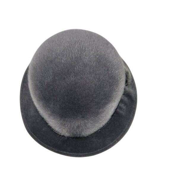Retro Roaring 20s Gray Bowler Hat Faux Fur Black Bow Accent 57 CM Womens Flapper - Picture 4 of 9